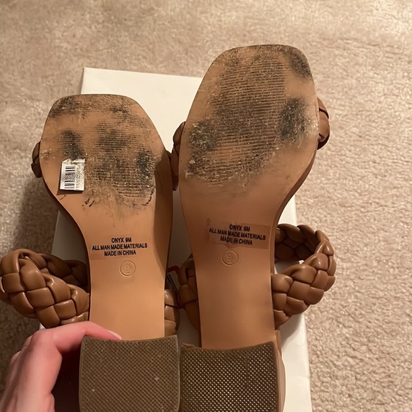 New CUSHIONAIRE Onyx Neutral Tan Braided Memory Foam Slide Block Heel Sandal 9 - Picture 10 of 10